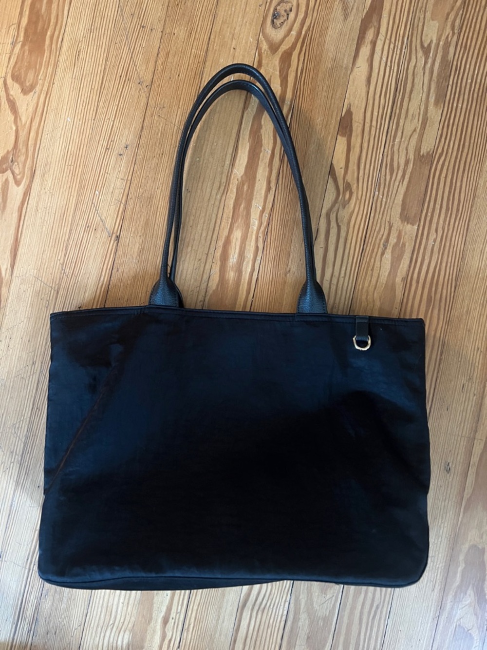 Classic Black Tote Bag - Sleek Everyday Carry